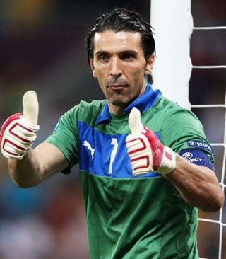 借助品牌赛 借助品牌赛